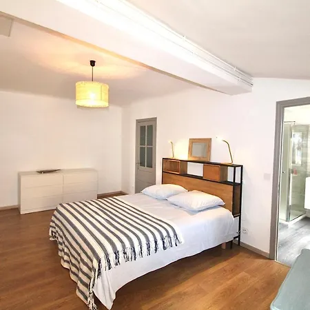 Grand appartement avec vue sur quai Sète Extérieur photo